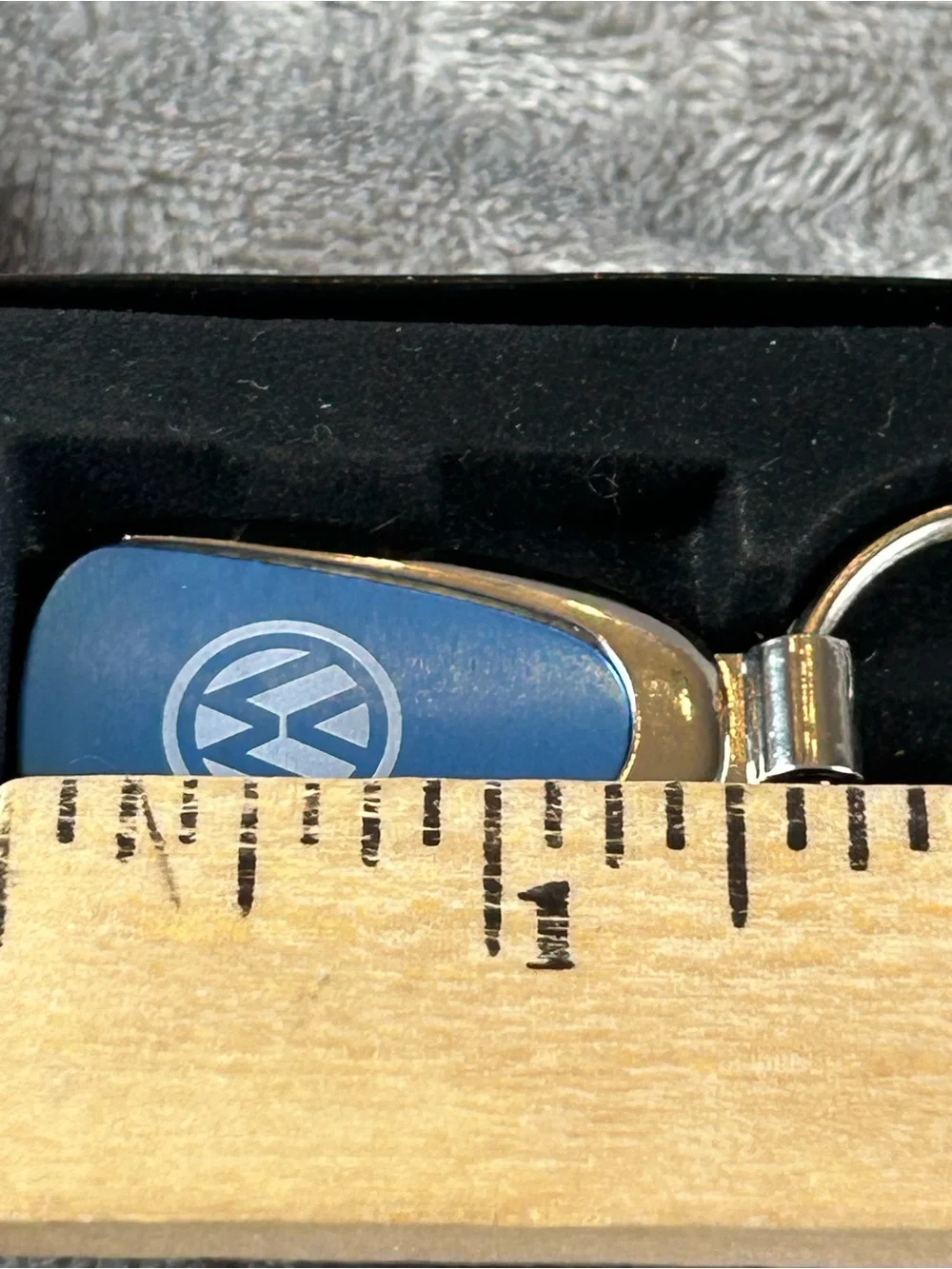 Volkswagen‎ Keychain Engraved With Dealership Name & Number NIB Box Damaged